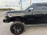 2015 Chevrolet Suburban - Preview 4