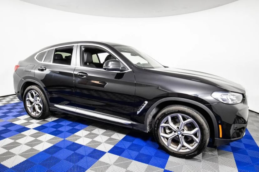 2024 BMW X4 - Image 1