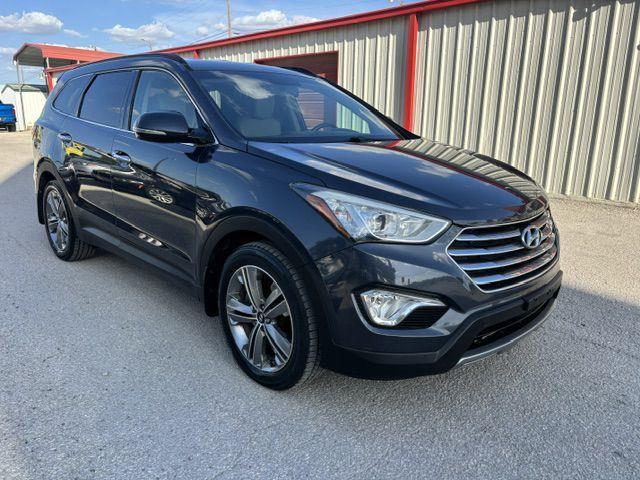 2015 Hyundai Santa Fe - Image 1