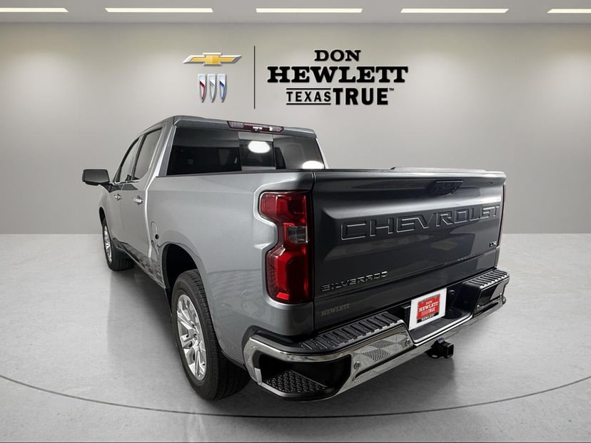 2024 Chevrolet Silverado - Image 3