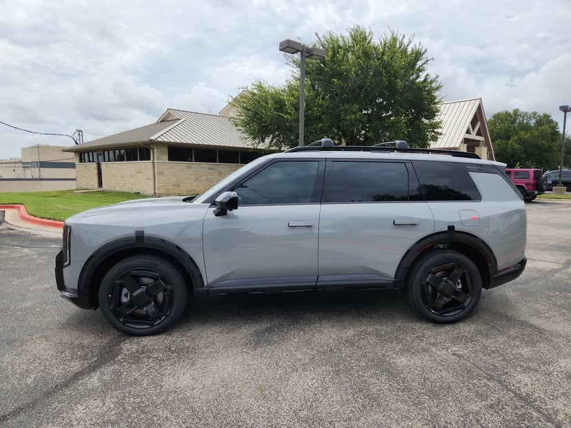 2027 Kia Telluride - Image 1