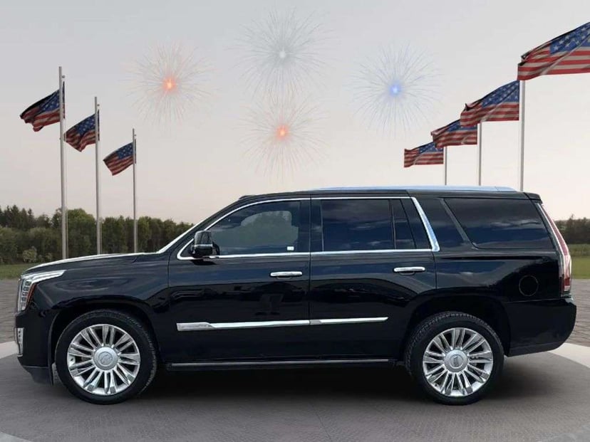 2016 Cadillac Escalade - Image 3