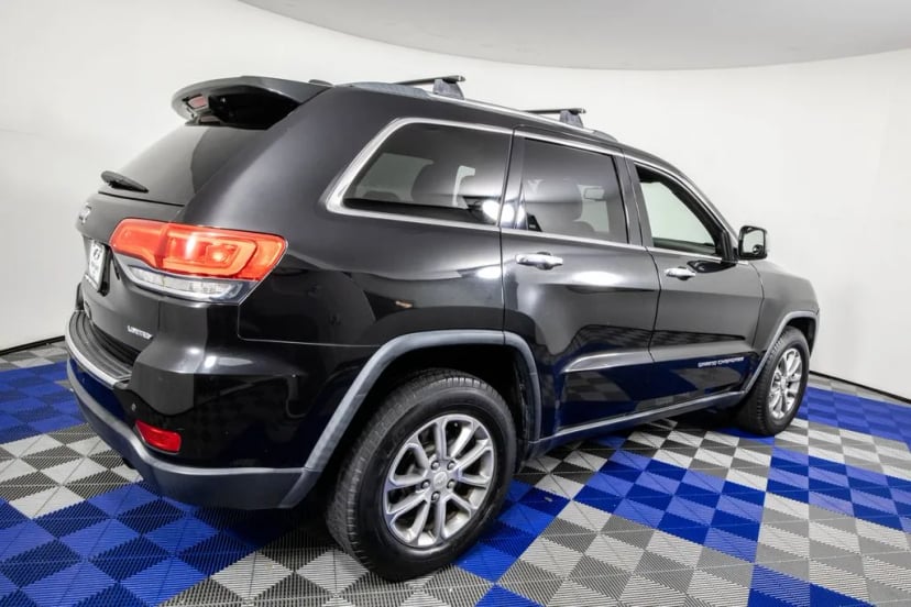 2014 Jeep Grand Cherokee - Image 3