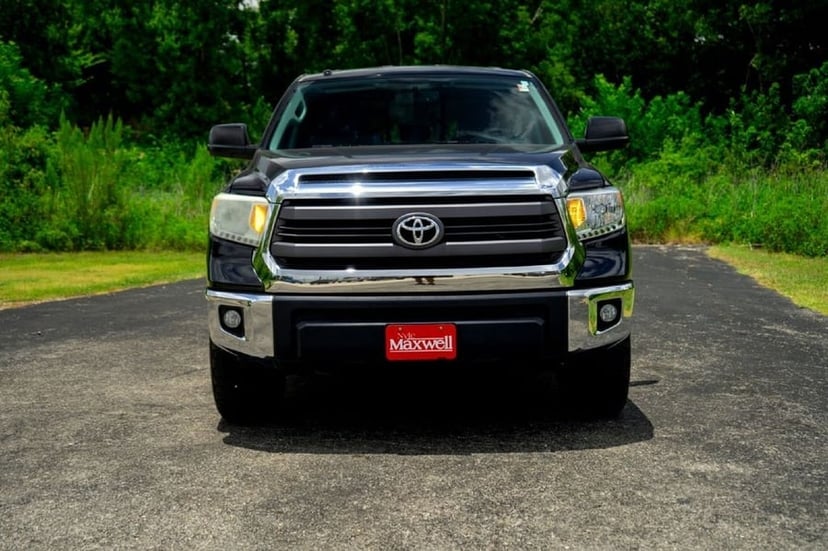 2014 Toyota Tundra - Image 2