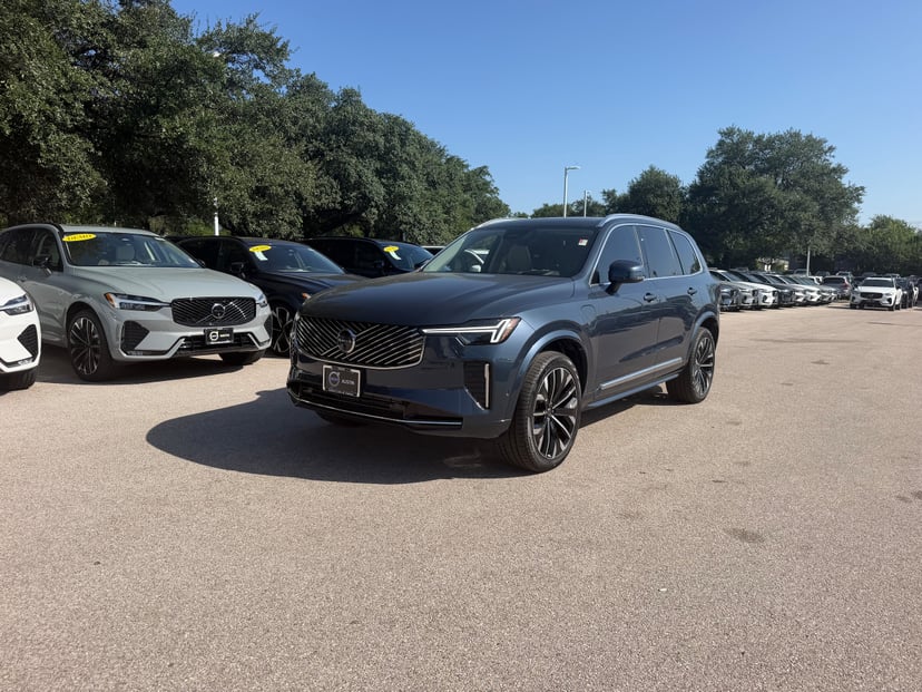 2026 Volvo XC90 - Image 1