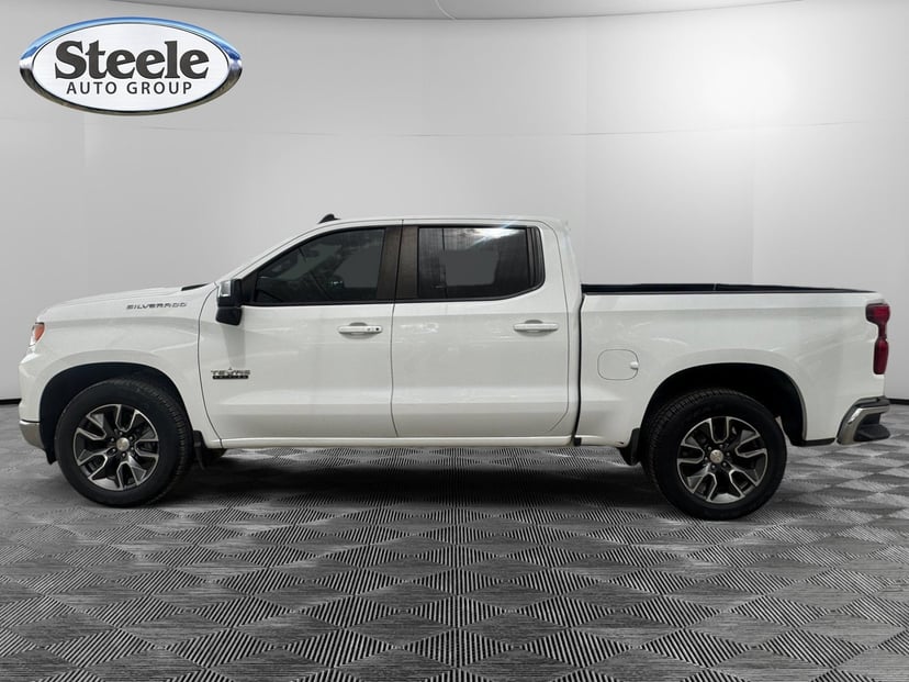 2023 Chevrolet Silverado - Image 2