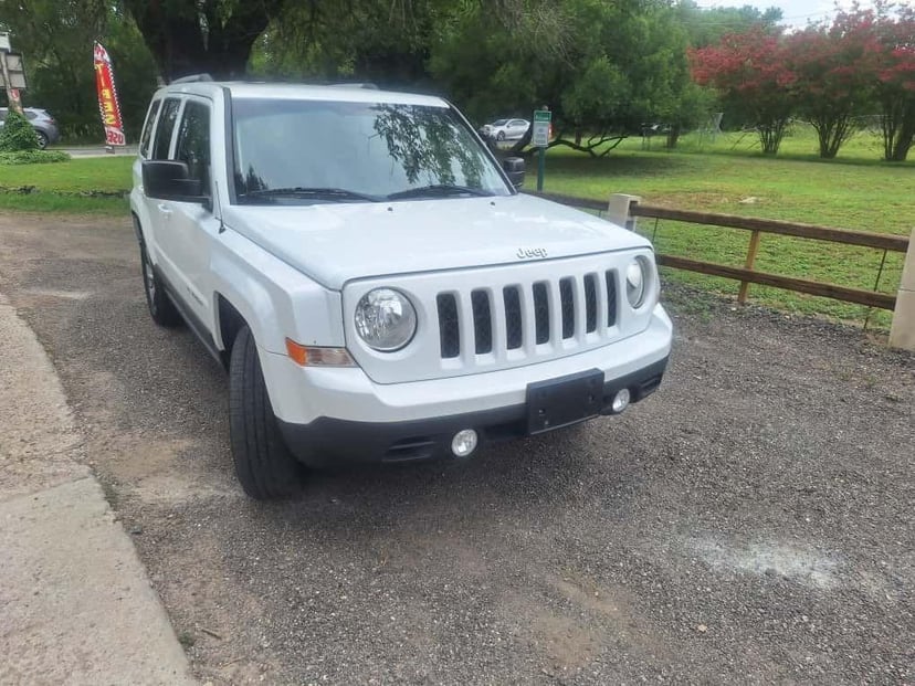 2016 Jeep Patriot - Image 1