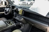 2024 Land Rover Defender - Preview 9