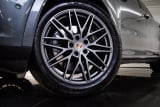 2026 Porsche Cayenne - Preview 12