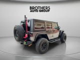 2016 Jeep Wrangler - Preview 12