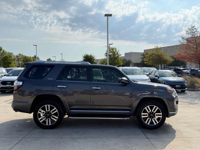 2020 Toyota 4runner - Image 2