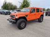 2025 Jeep Wrangler - Preview 3