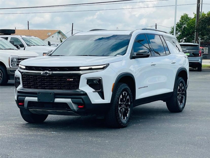 2026 Chevrolet Traverse - Image 1