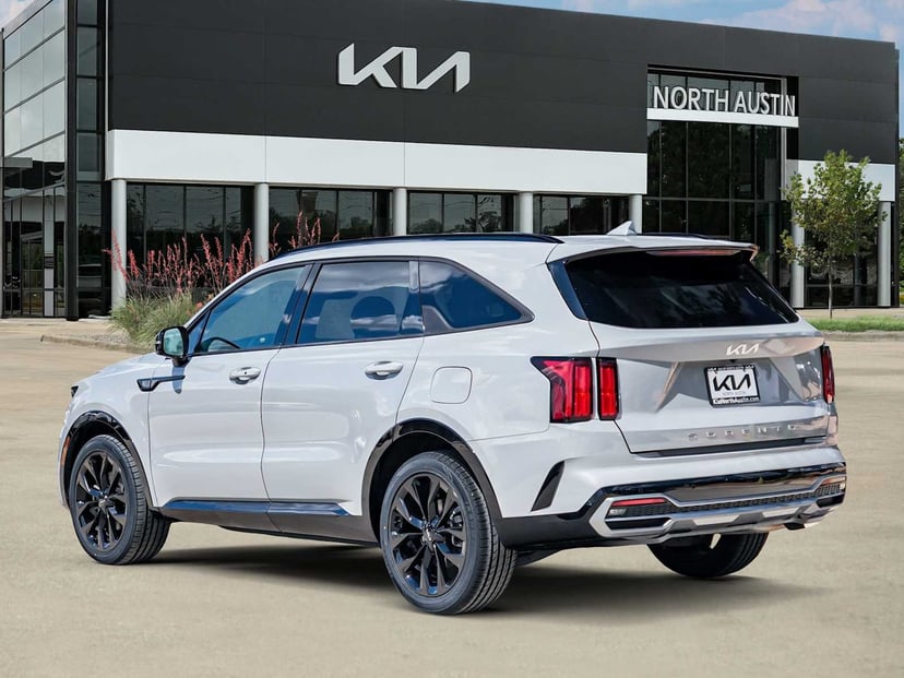 2022 Kia Sorento - Image 3