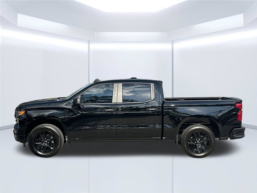 2026 Chevrolet Silverado 1500 - Image 1