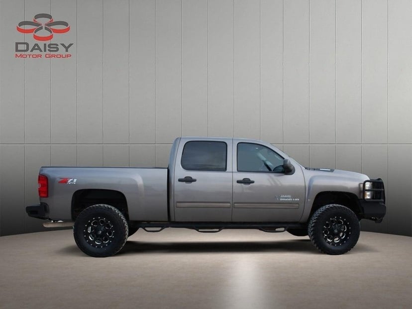 2012 Chevrolet Silverado 2500 HD - Image 1