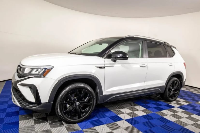 2023 Volkswagen Taos - Image 1