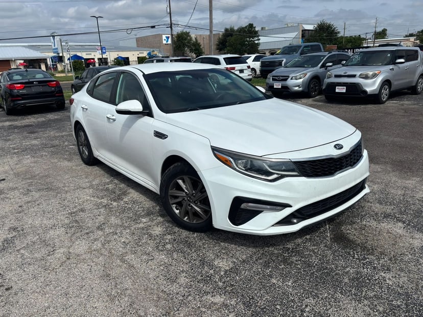 2020 Kia Optima - Image 1
