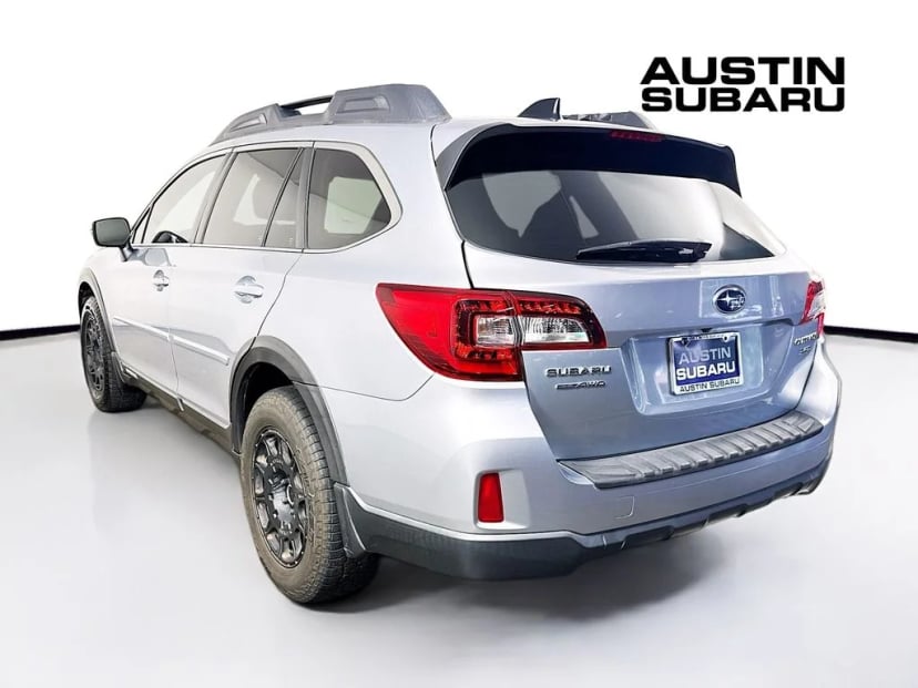 2016 Subaru Outback - Image 3