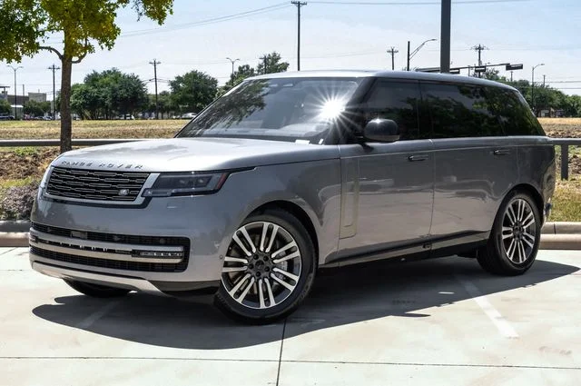 2026 Land Rover Range Rover - Image 1