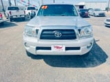 2005 Toyota Tacoma - Preview 2
