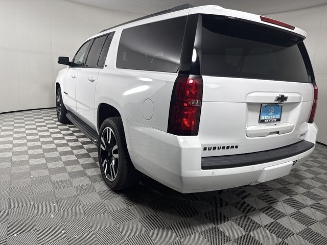 2020 Chevrolet Suburban - Image 3
