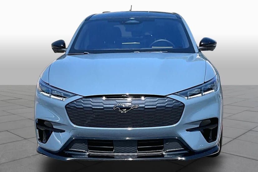 2023 Ford Mustang - Image 3