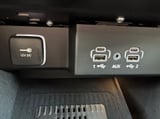2026 Jeep Grand Wagoneer - Preview 5