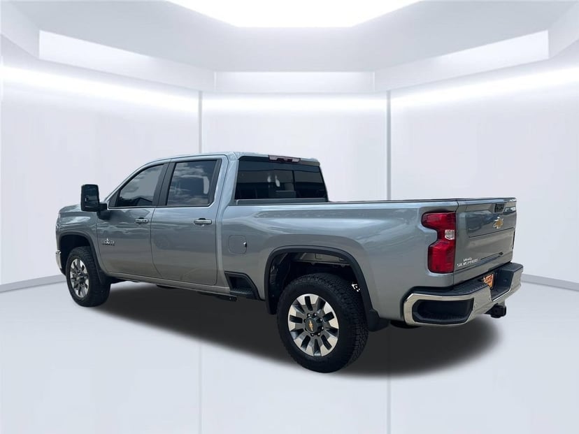 2026 Chevrolet Silverado 2500 HD - Image 3