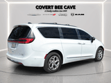 2023 Chrysler Pacifica - Preview 7