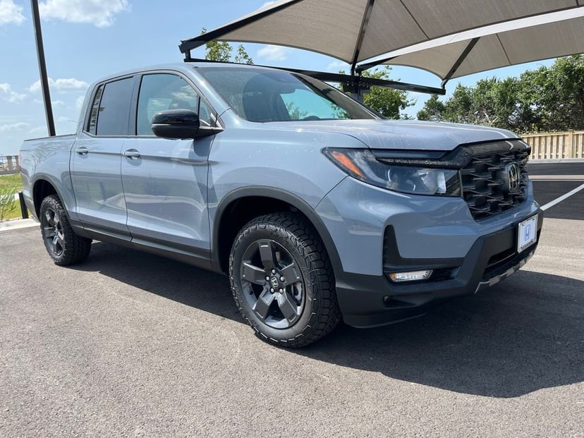 2026 Honda Ridgeline - Image 2