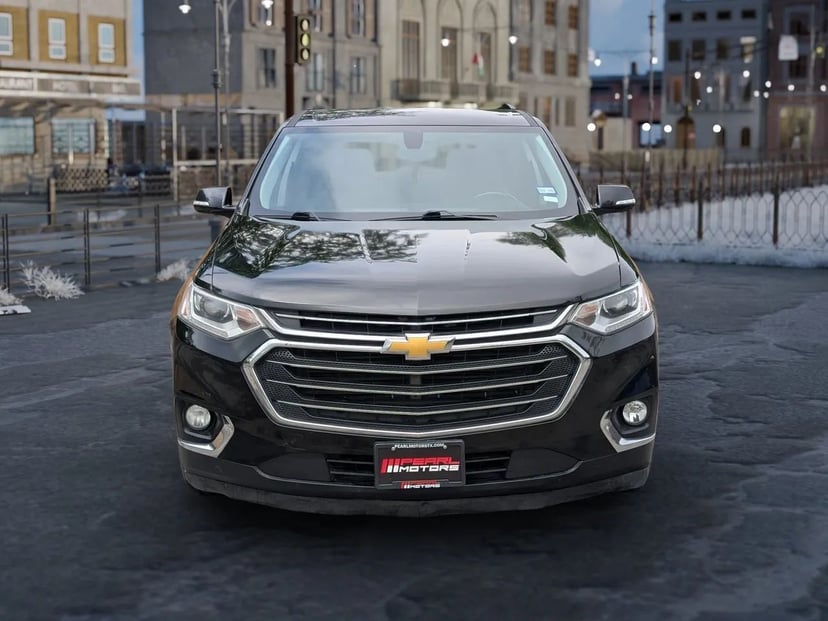 2018 Chevrolet Traverse - Image 2