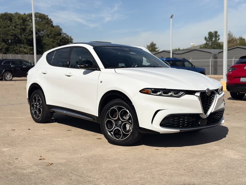 2024 Alfa Romeo Tonale - Image 1