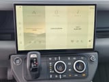 2026 Land Rover Defender - Preview 16