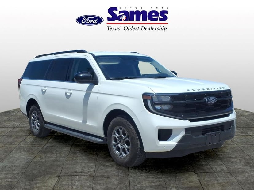 2025 Ford Expedition MAX - Image 2