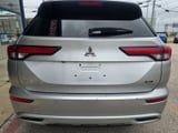 2022 Mitsubishi Outlander - Preview 9