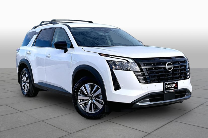 2026 Nissan Pathfinder - Image 1