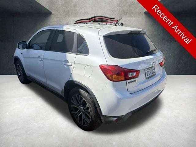 2016 Mitsubishi Outlander Sport - Image 2