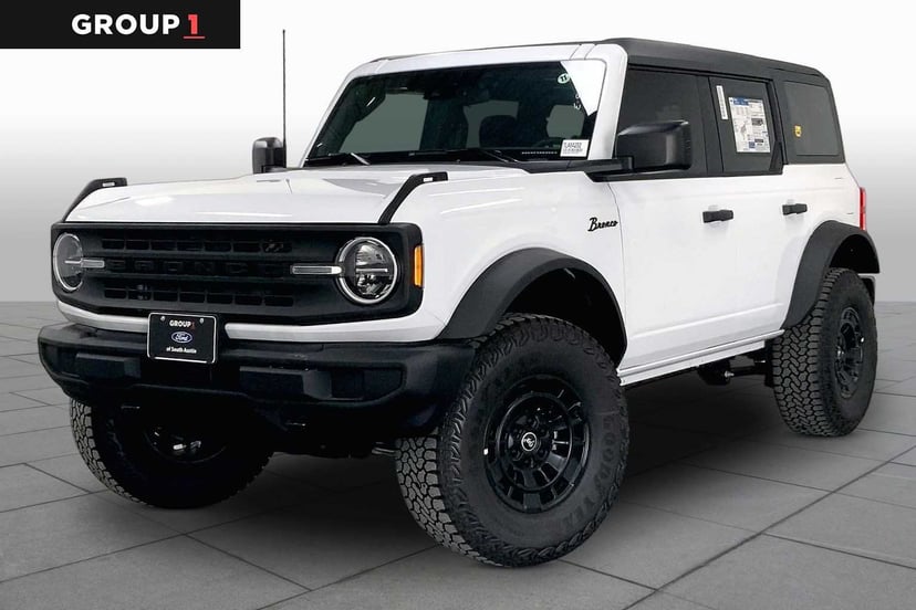 2026 Ford Bronco - Image 1
