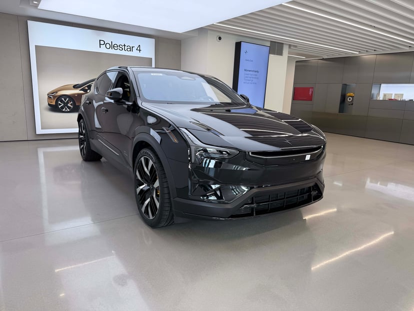 2025 Polestar 3 - Image 3