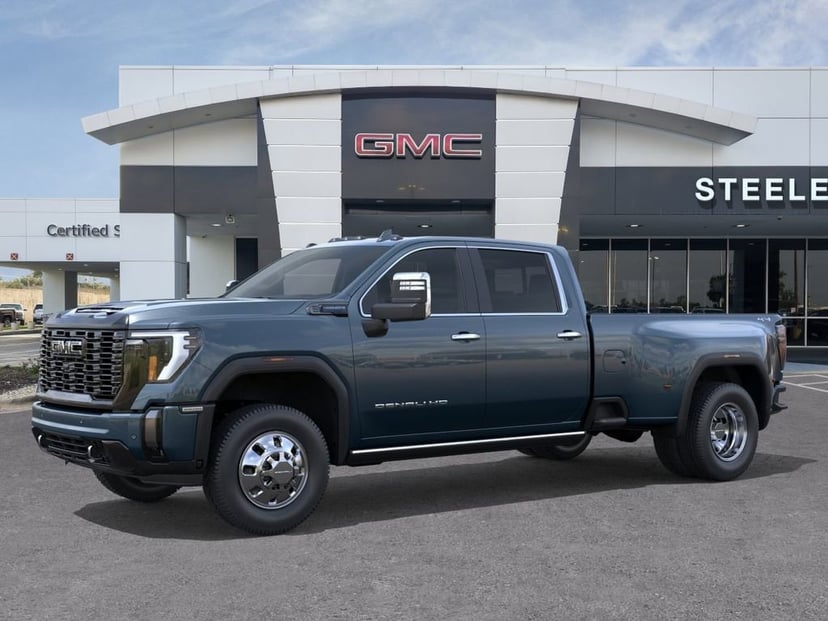 2026 GMC Sierra 3500 HD - Image 2