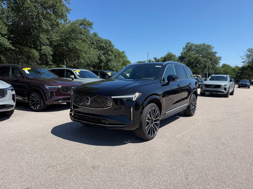 2026 Volvo XC90 - Image 1