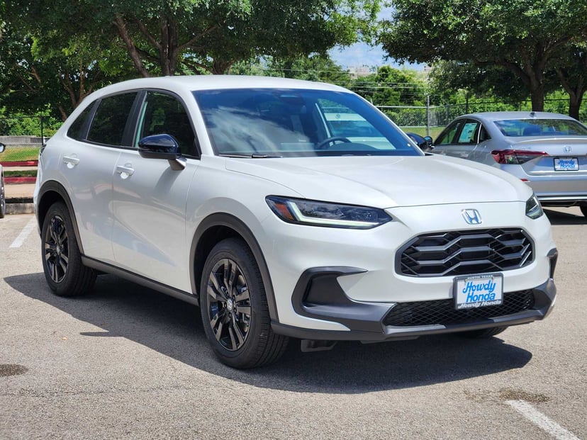 2027 Honda HR-V - Image 2