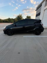 2013 Toyota Prius C - Preview 2
