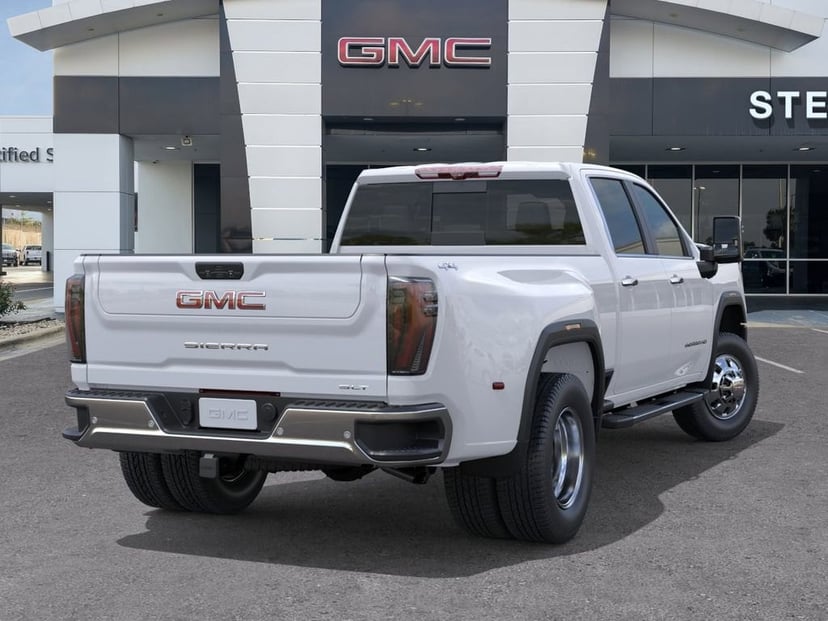 2026 GMC Sierra 3500 HD - Image 3