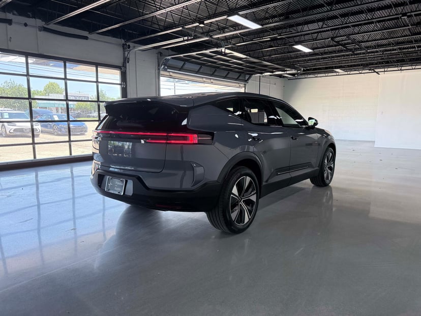 2025 Polestar 3 - Image 3