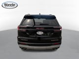 2026 GMC Acadia - Preview 5