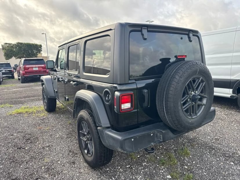 2024 Dodge Wrangler - Image 2