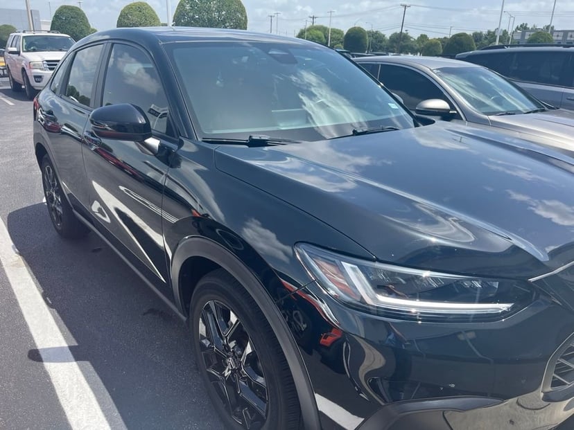 2025 Honda HR-V - Image 2