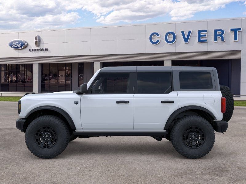 2026 Ford Bronco - Image 2
